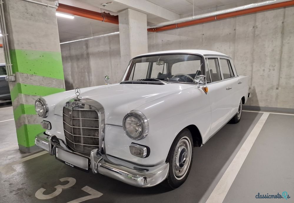 1963' Mercedes-Benz w110 photo #1