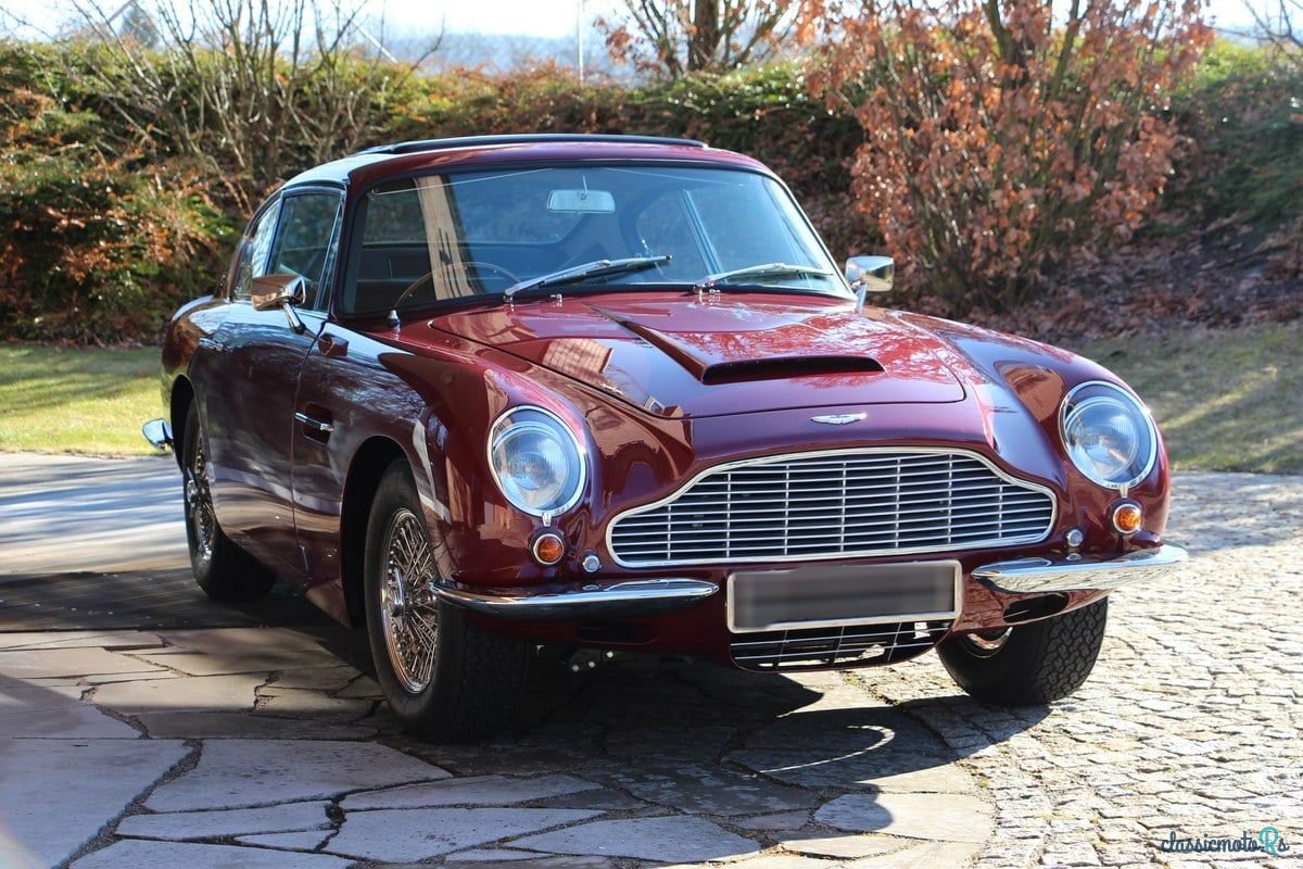 1966' Aston Martin DB6 photo #1