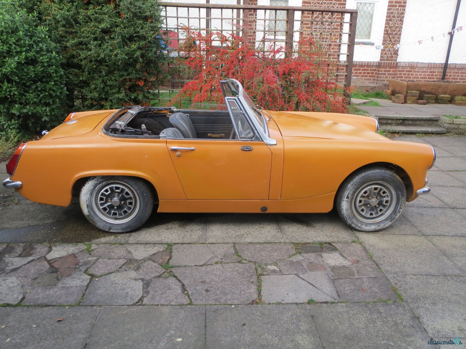 1970' MG Midget photo #2