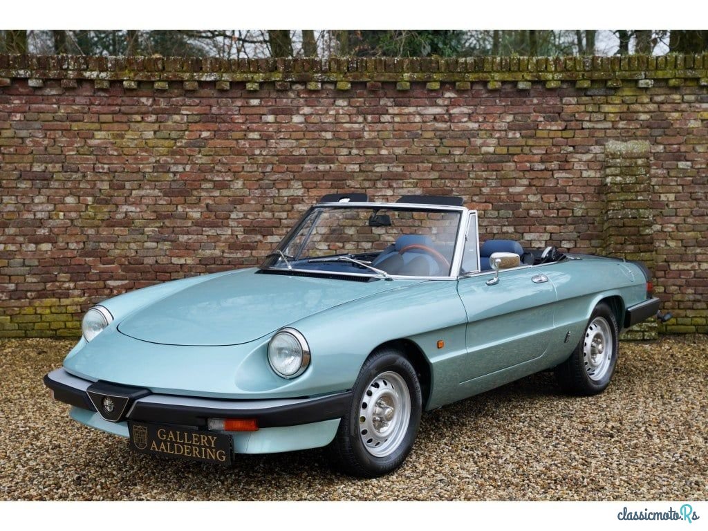 1984' Alfa Romeo Spider photo #1