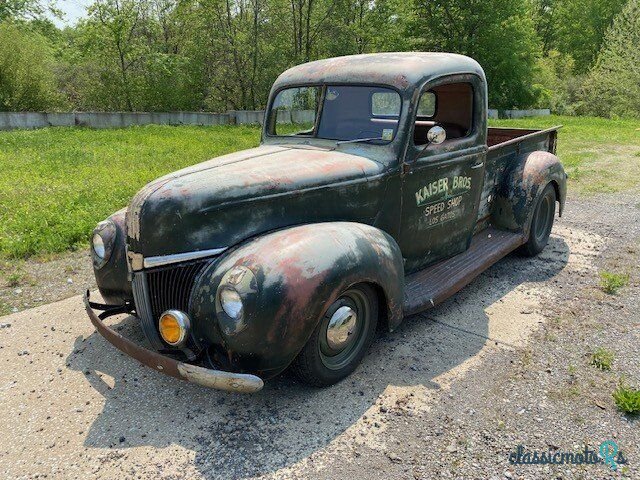 1940' Ford Pickup photo #1
