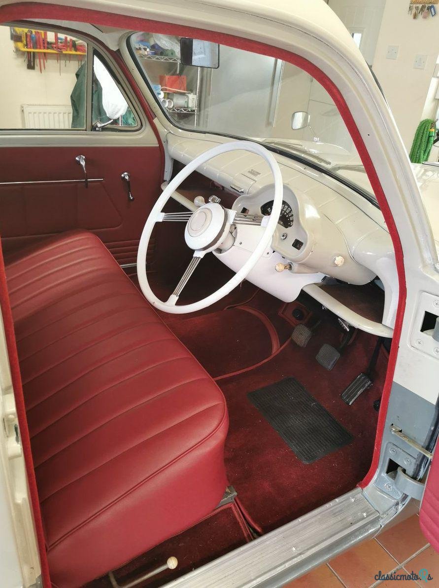 1955' Ford Consul photo #5