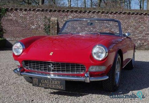 1965' Ferrari 275 Gts photo #2