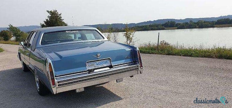 1977' Cadillac Deville photo #3