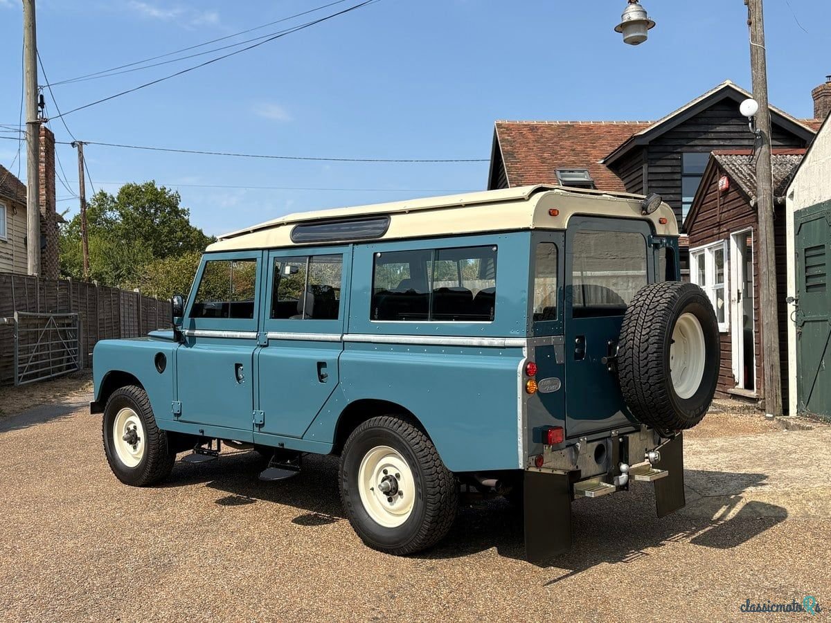 1972' Land Rover Series 3 photo #2