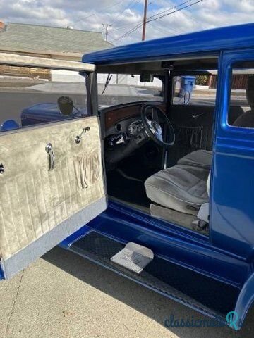 1929' Chevrolet photo #2