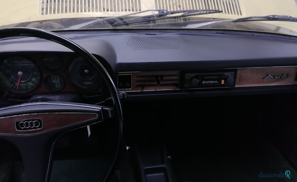 1974' Audi 100 photo #3