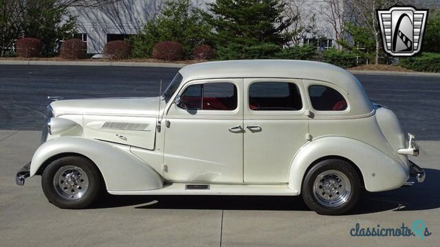 1937' Chevrolet Master Deluxe photo #4
