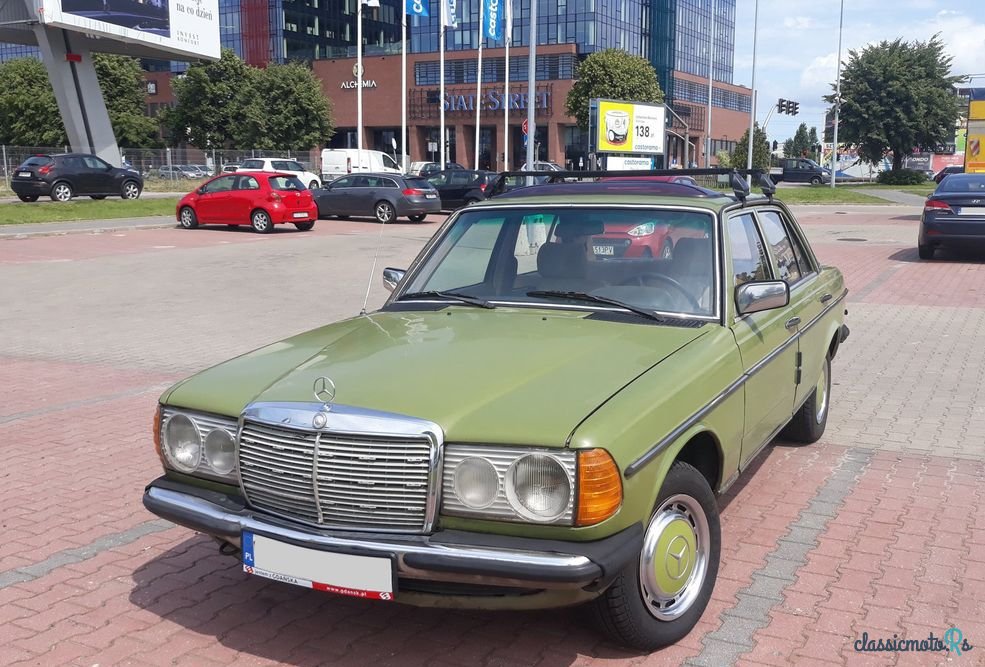 1980' Mercedes-Benz W123 photo #1