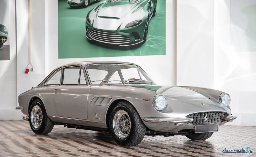 1966' Ferrari 330 photo #1
