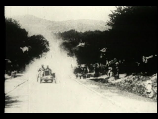Racing Cars in 1902