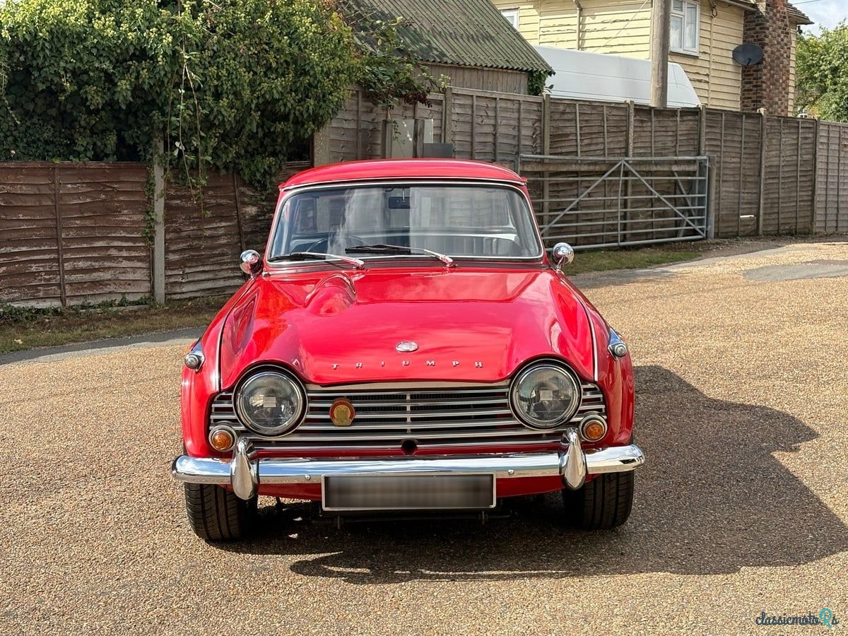 1966' Triumph TR4 photo #4
