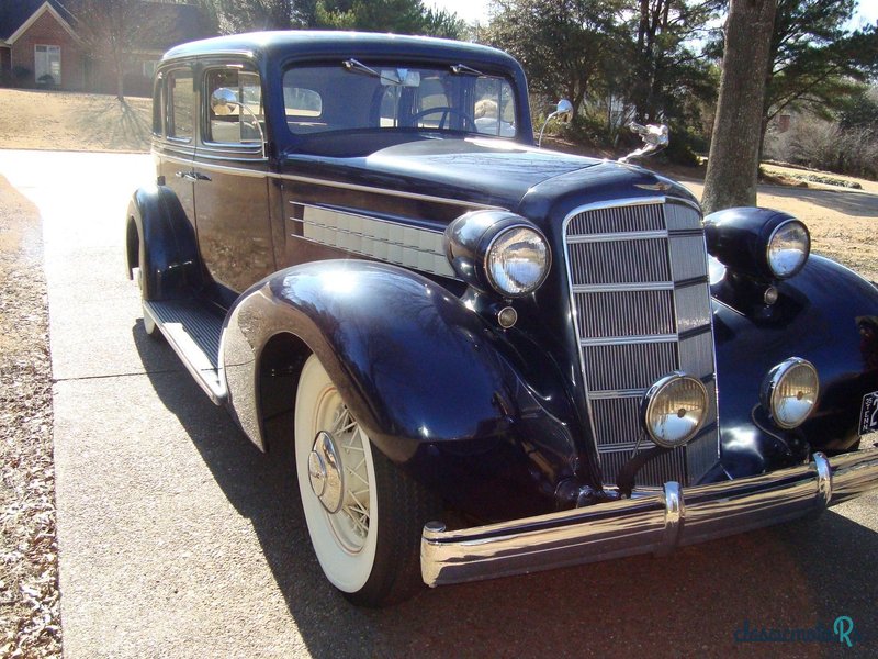 1935' Cadillac photo #2