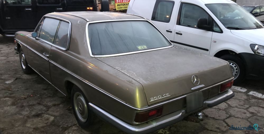 1968' Mercedes-Benz 250SE W114 photo #5