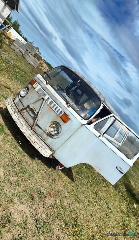 1974' Volkswagen Transporter photo #5