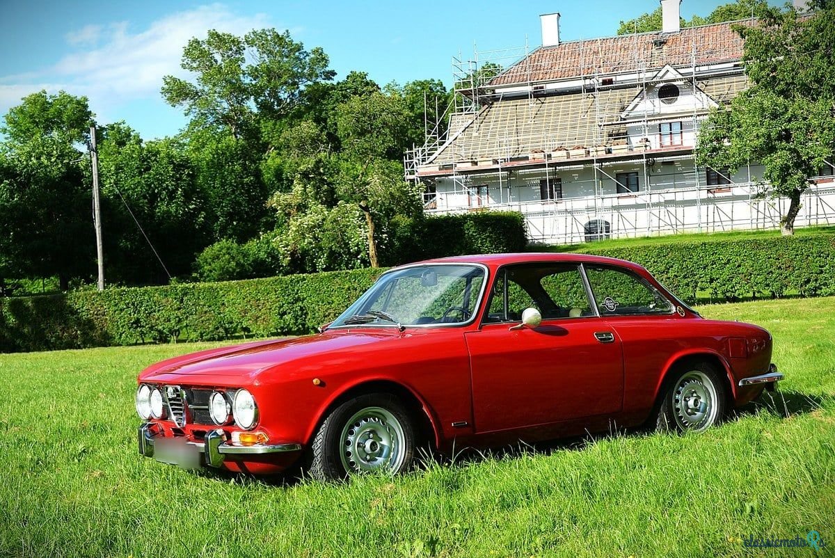 1970' Alfa Romeo 1750 photo #2