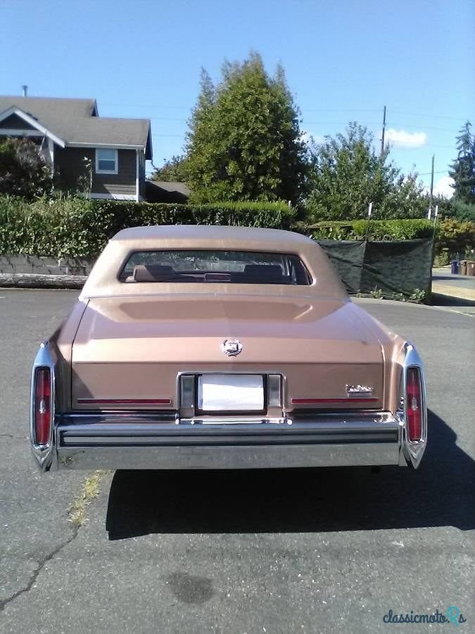 1989' Cadillac Brougham photo #2