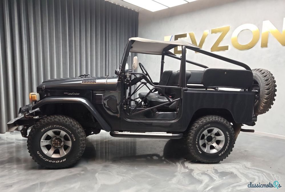 1981' Toyota Land Cruiser photo #4