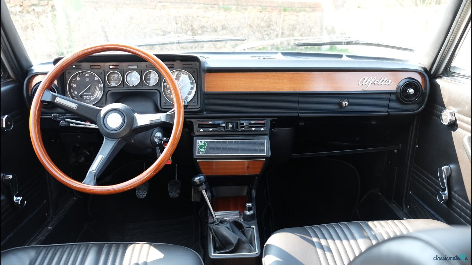 1972' Alfa Romeo Alfetta photo #5