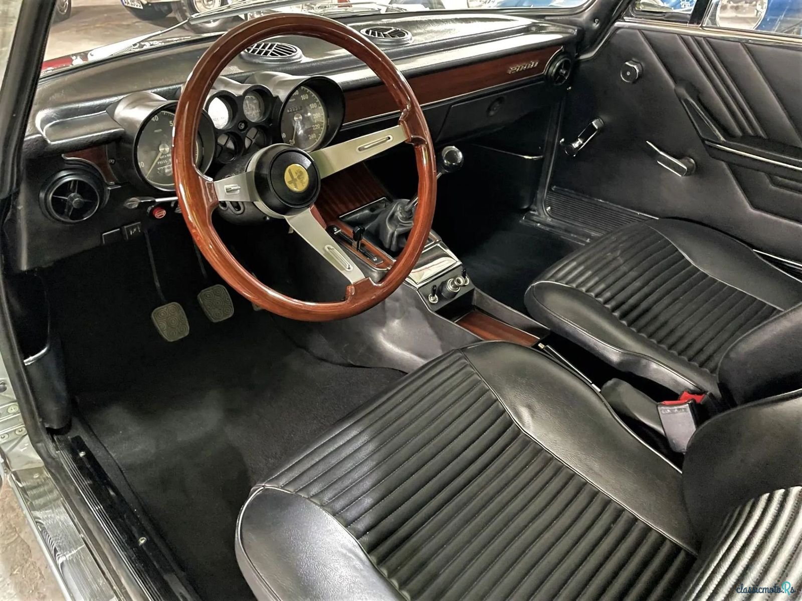 1974' Alfa Romeo GTV photo #6