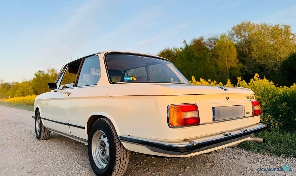 1977' BMW 1502 photo #4