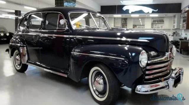 1947' Ford V8 Berline photo #1