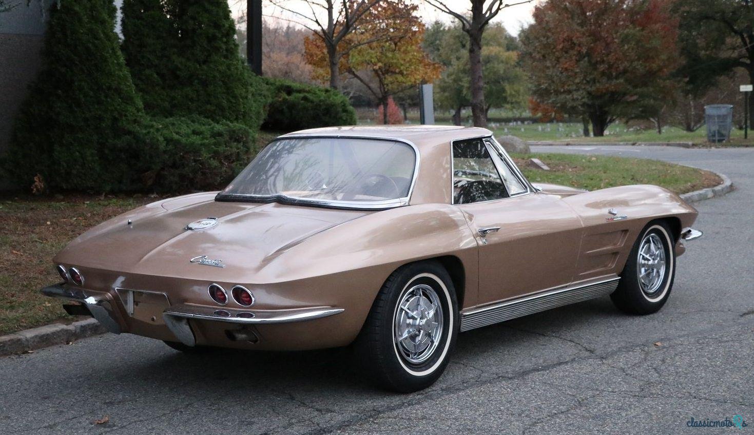 1963' Chevrolet Corvette photo #4