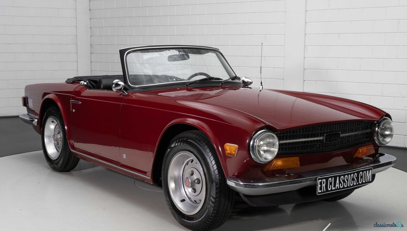 1974' Triumph TR6 photo #1