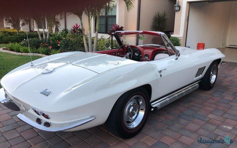 1967' Chevrolet Corvette photo #3