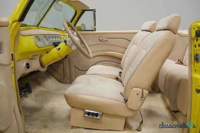 1946' Ford Deluxe photo #4