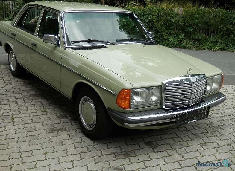 1976' Mercedes-Benz 240 D W123 photo #3