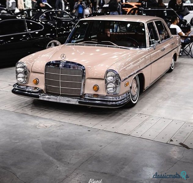 1969' Mercedes-Benz 280 photo #1