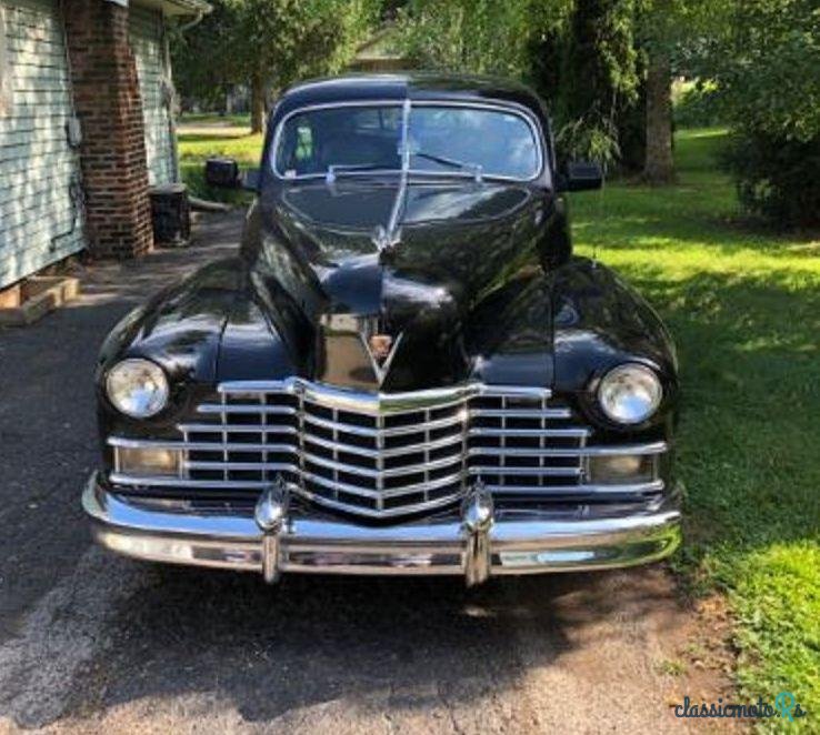 1946' Cadillac 2Dr Sedanette photo #2