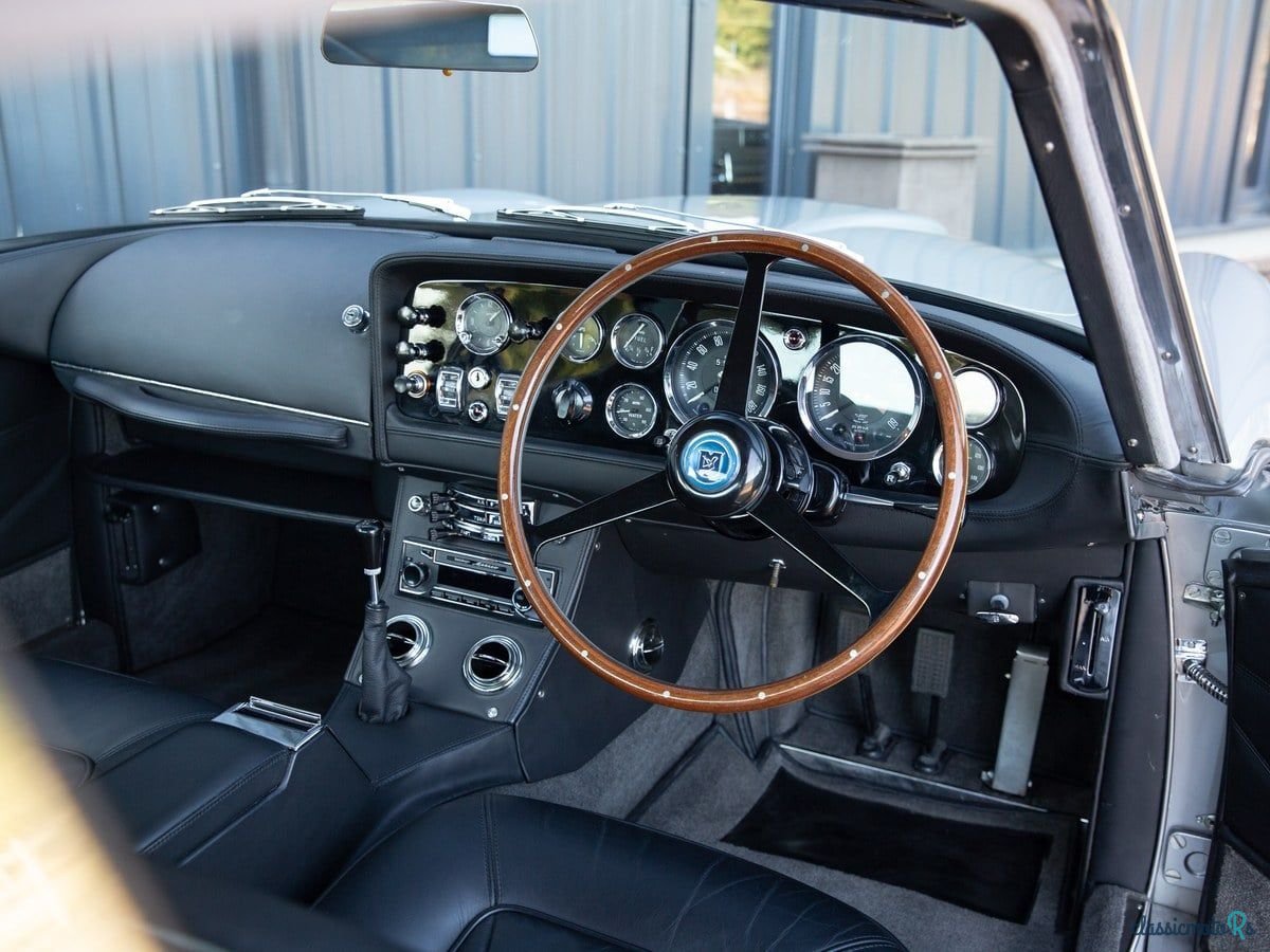 1964' Aston Martin DB5 photo #4