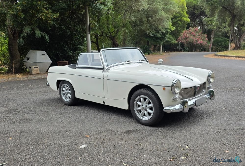 1968' MG Midget photo #3