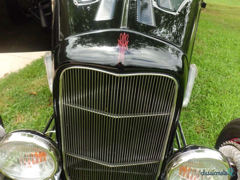 1932' Ford photo #1