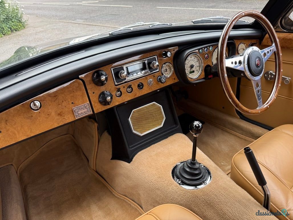 1968' MG MGB photo #5
