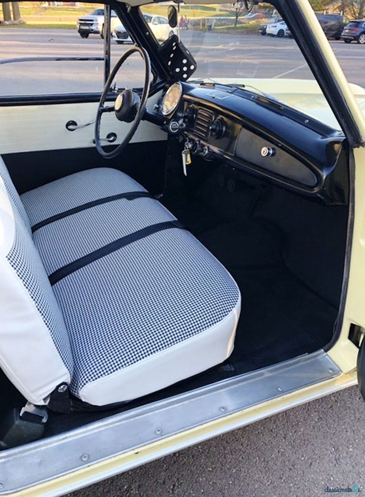 1959' Nash Metropolitan Coupe photo #4