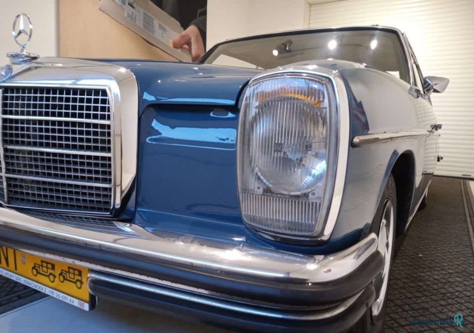 1969' Mercedes-Benz 250CE C114 photo #2
