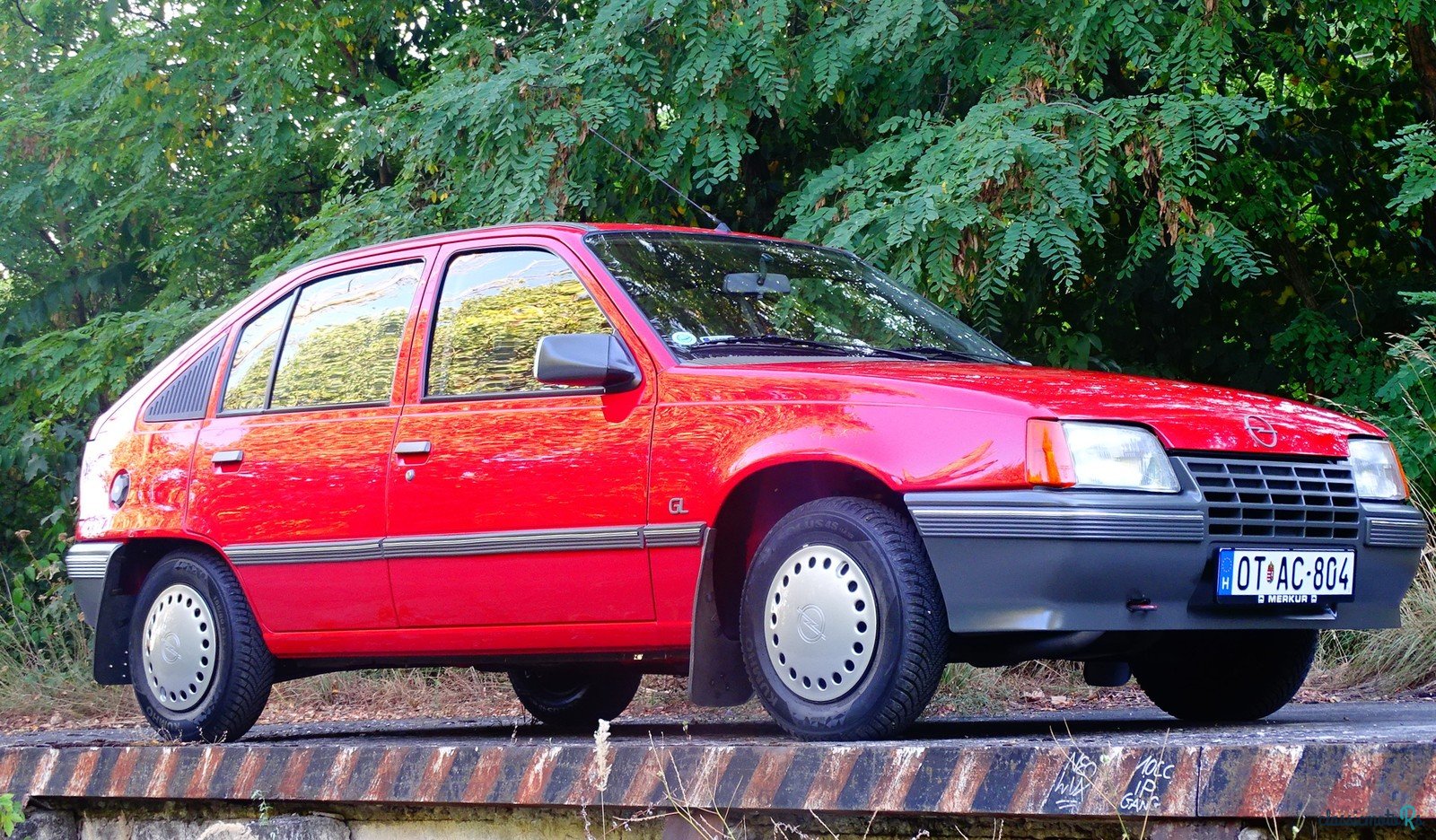1985' Opel Kadett photo #7