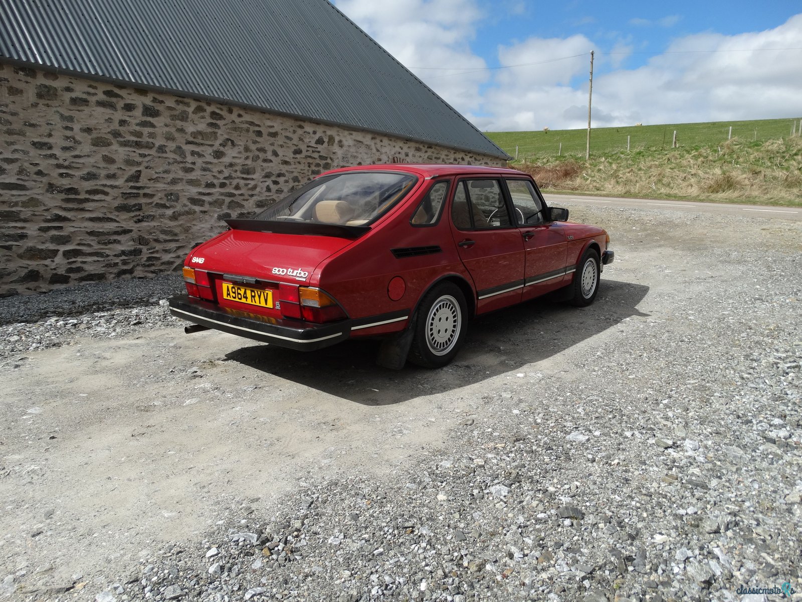 1984' Saab 900 photo #2