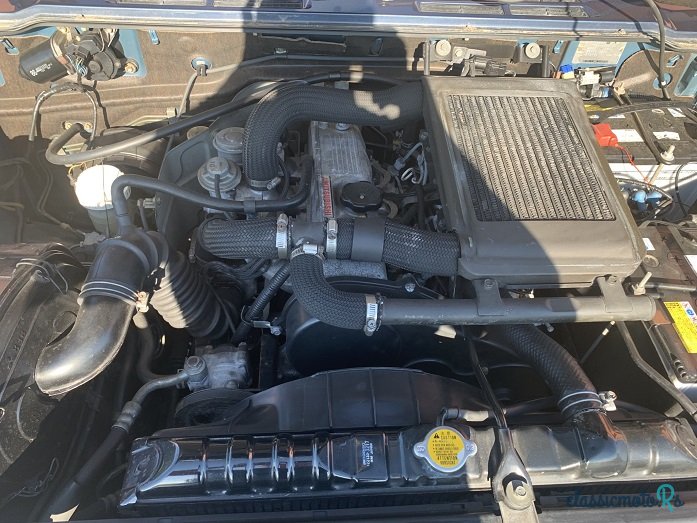 1992' Mitsubishi Pajero photo #5