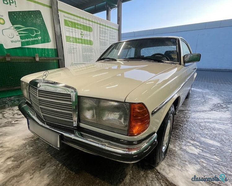 1980' Mercedes-Benz W123 photo #1