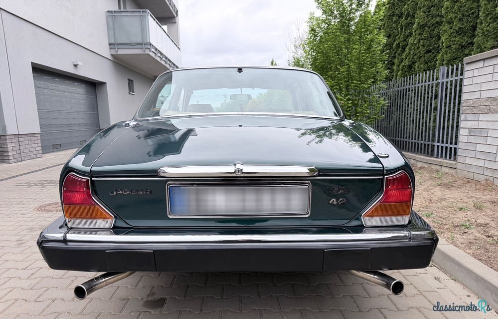 1980' Jaguar XJ photo #4