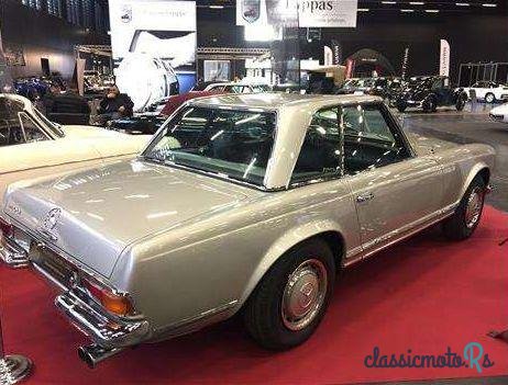 1970' Mercedes-Benz 280 SL Pagode photo #1