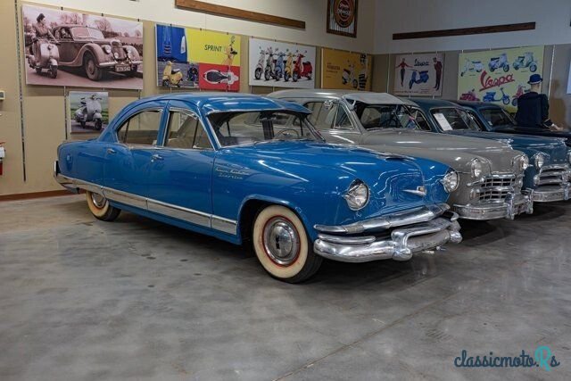 1953' Kaiser Traveler photo #1