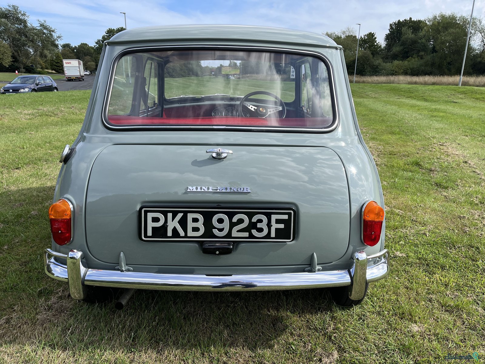1967' Morris Mini Super Deluxe photo #3