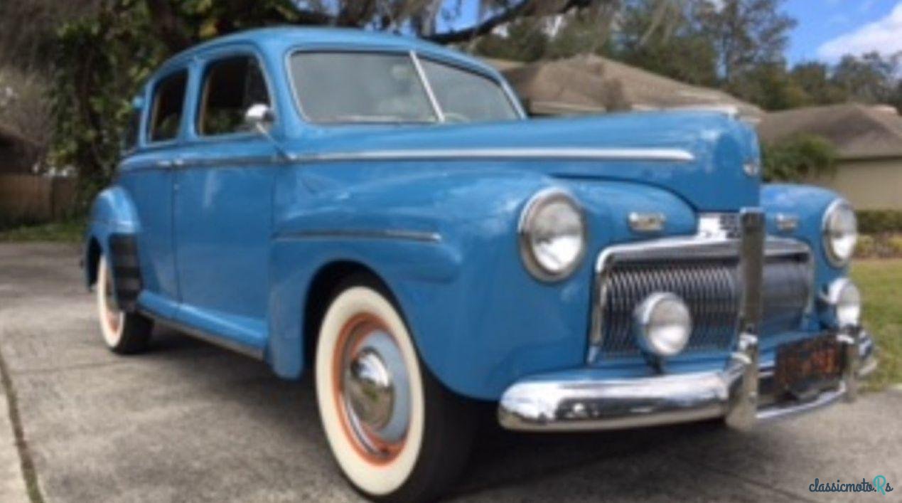 1942' Ford Super Deluxe photo #2