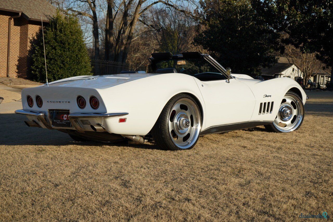 1969' Chevrolet Corvette photo #3