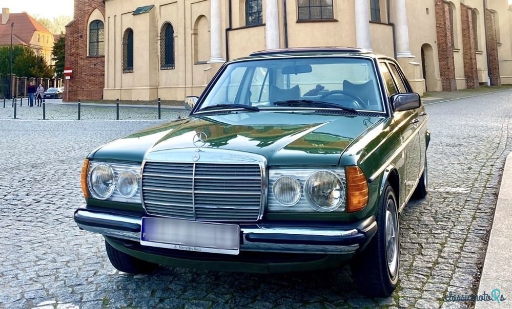 1978' Mercedes-Benz W123 photo #1